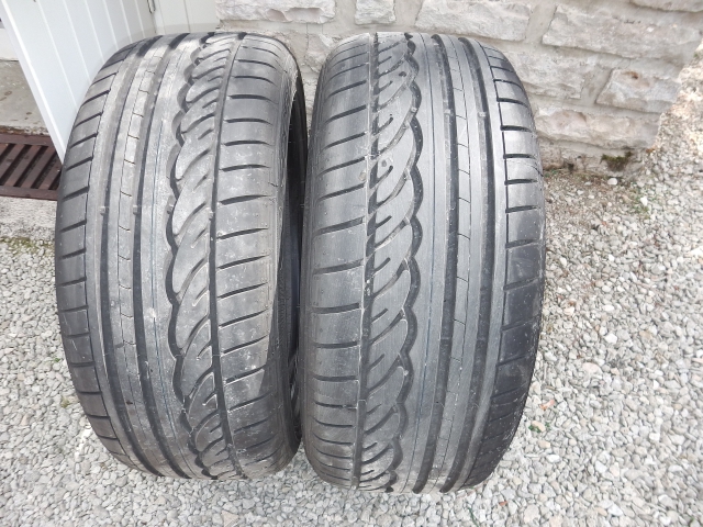 pneus 255/45/18/99/Y SPORT 01 "NEUFS" acheter vendre