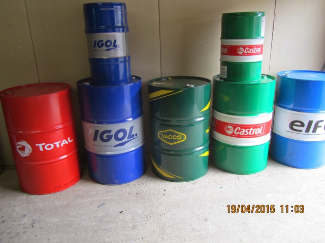 bidon métal 220 litres et 60 litres pour décoration acheter vendre