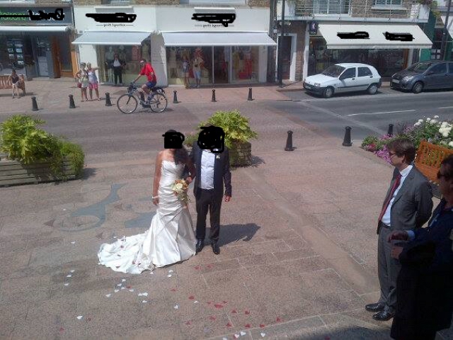 Robe de Mariée Ivoire Satin acheter vendre