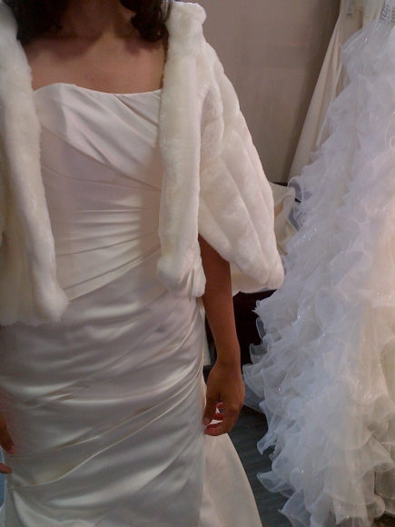 Robe de Mariée Ivoire Satin acheter vendre