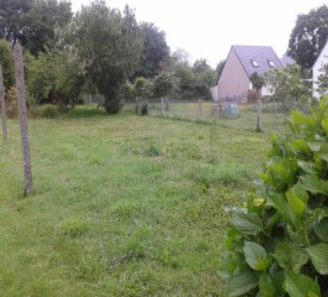 AV terrain à 500 mètres centre bourg acheter vendre