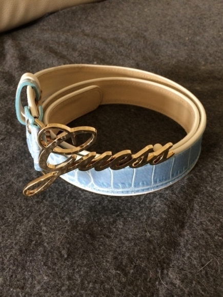 Ceinture GUESS bleue et boucle dorée neuve acheter vendre
