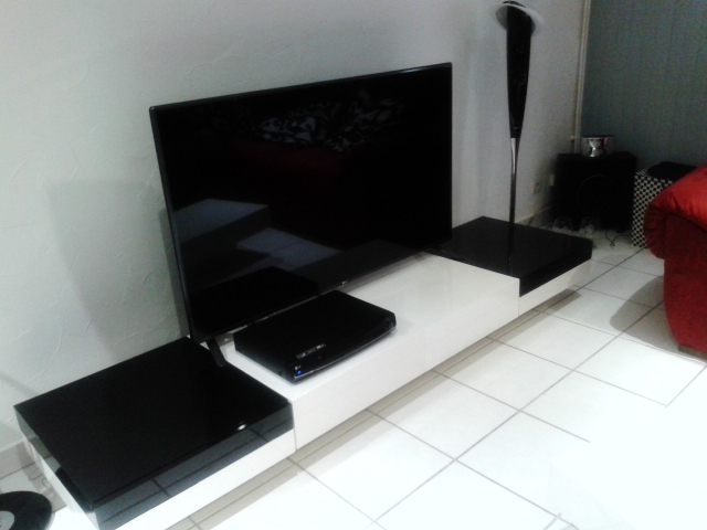 canapé angle rouge, table salon et meuble tv acheter vendre