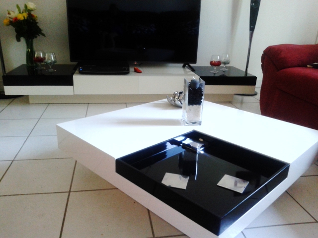 canapé angle rouge, table salon et meuble tv acheter vendre