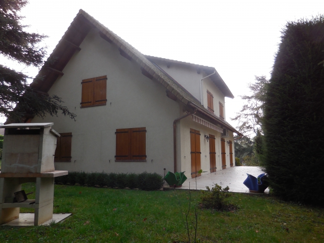 Maison 8 pièces acheter vendre