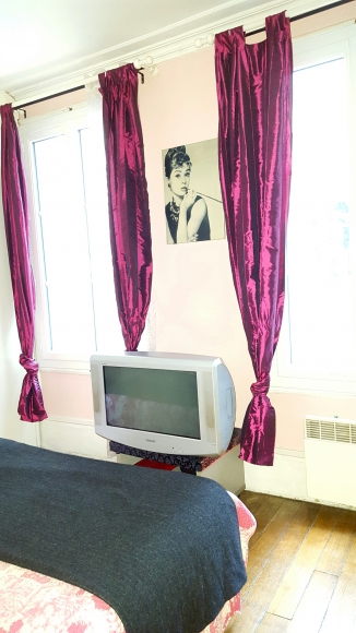 Charmant F3 dans le coeur de Paris  acheter vendre