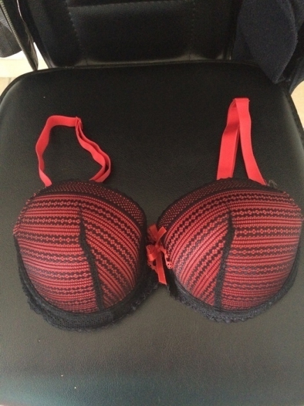 Soutien gorge rouge et noir Soleil Sucré 90D acheter vendre