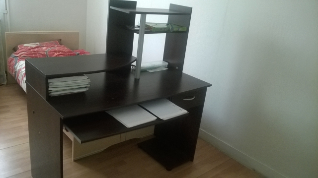 Bureau informatique à saisir acheter vendre