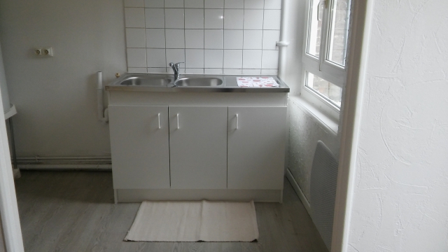 BEL APPARTEMENT PRES CENTRE VILLE ET TRANSPORTS  acheter vendre