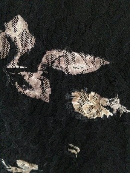 Jupe dentelle noire et beige taille 36 acheter vendre