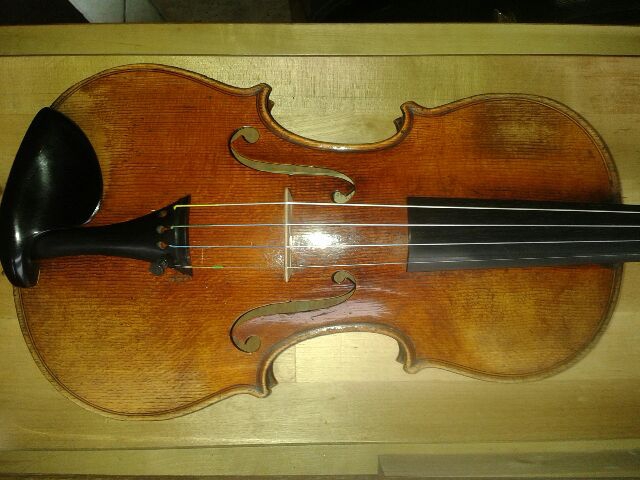 Collectionneur serieux pour violons et violoncelles acheter vendre