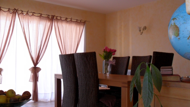 T3 récent de 95m2,centre Aléria,cuis éq,terrasses acheter vendre