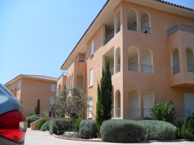 T3 récent de 95m2,centre Aléria,cuis éq,terrasses acheter vendre