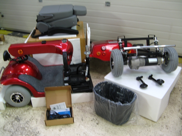 Scooter électrique 4 roues (encore dans emballage) acheter vendre