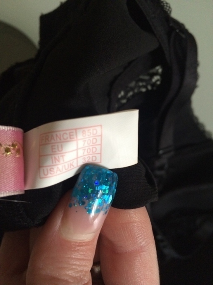 Guepiere noire et brillante Soleil Sucré 85D acheter vendre