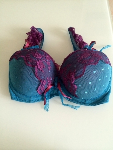 Soutien gorge push up violet et turquoise 85D acheter vendre