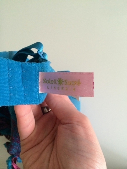 Soutien gorge push up violet et turquoise 85D acheter vendre