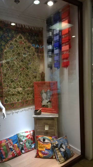 vendeuse  acheter vendre