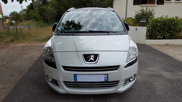 Peugeot 5008 1.6 HDI BMP6 112 CV ALLURE 5 places acheter vendre