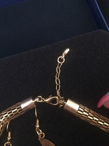 Parure entièrement dorée neuve acheter vendre