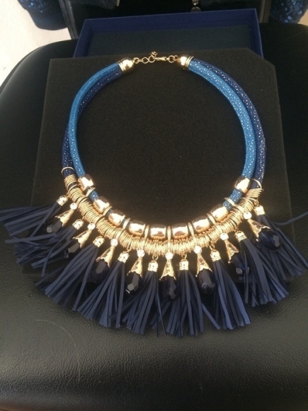 Collier bleu et doré neuf acheter vendre