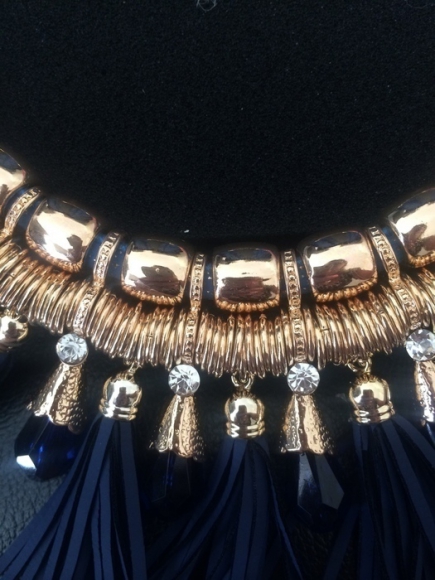 Collier bleu et doré neuf acheter vendre