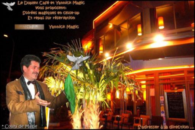 Spectacle de magie en close-up et cours de magie à réserver. acheter vendre