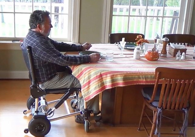 Le ZINGER FRANCE Fauteuil roulant électrique  pliable le plus léger au monde acheter vendre