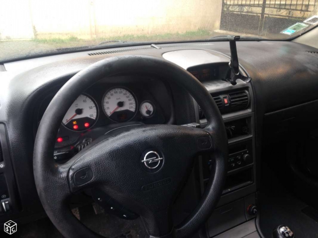 Opel astra g 2L DTI 16V 180 000KLM CONFORT 2002  acheter vendre