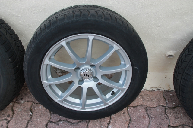 pneus neige sur jantes alu acheter vendre