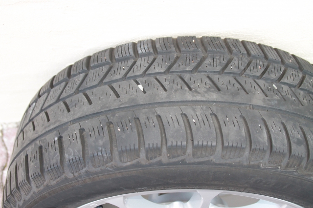 pneus neige sur jantes alu acheter vendre