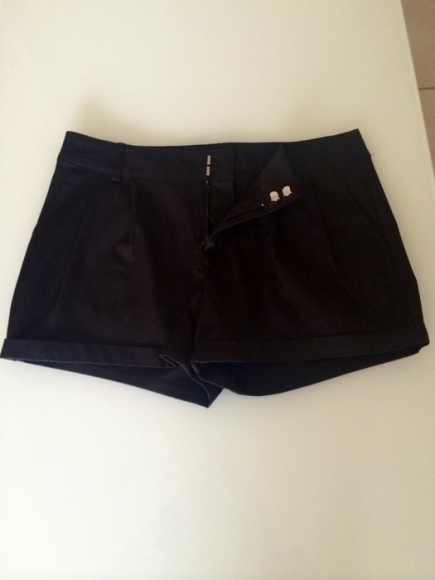 Short satiné noir JENNYFER taille 36 acheter vendre