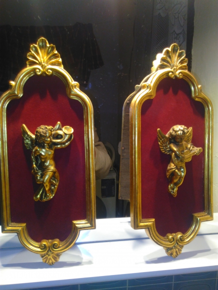 2 tableaux bas relief ange en résine . acheter vendre