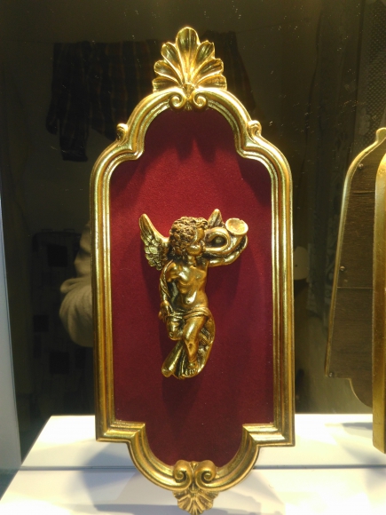 2 tableaux bas relief ange en résine . acheter vendre