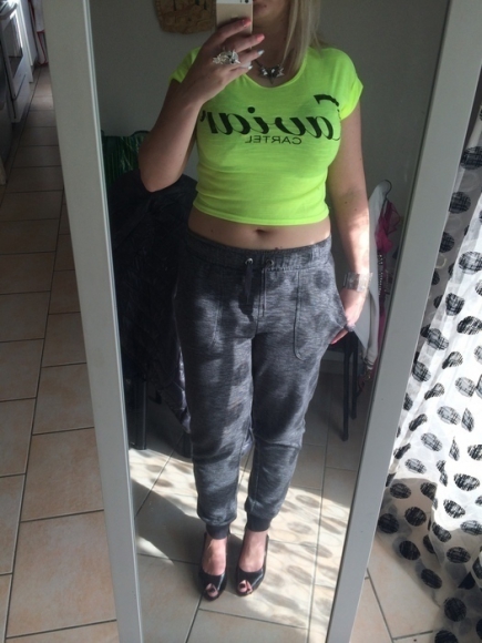 Crop top jaune fluo taille S/M neuf acheter vendre