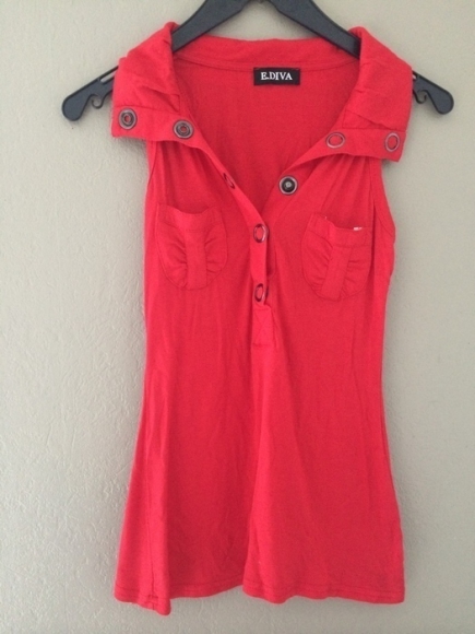 Débardeur rouge avec grosses pressions taille unique acheter vendre