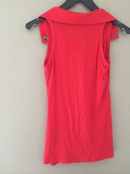 Débardeur rouge avec grosses pressions taille unique acheter vendre