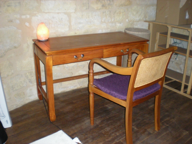 Bureau en teck teinté merisier + Fauteuil  acheter vendre