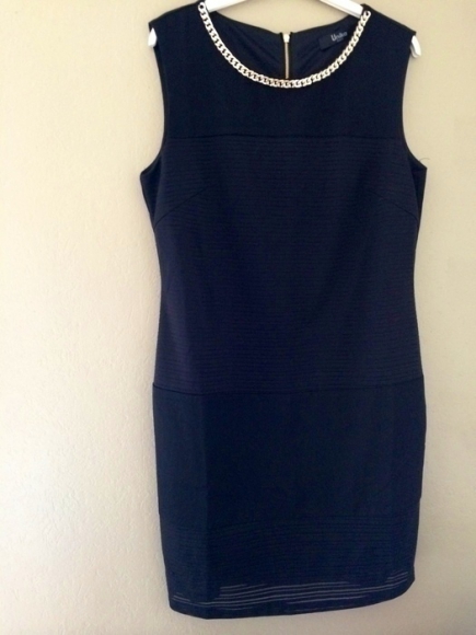 Robe noire et dorée taille M neuve acheter vendre