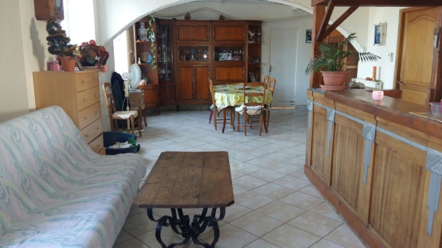 Belle maison de 19 pièces construction murs et pierres avec possibilité chambres d'hôtes  acheter vendre