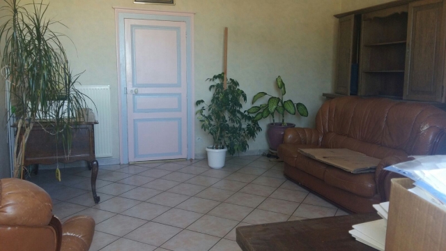 Belle maison de 19 pièces construction murs et pierres avec possibilité chambres d'hôtes  acheter vendre