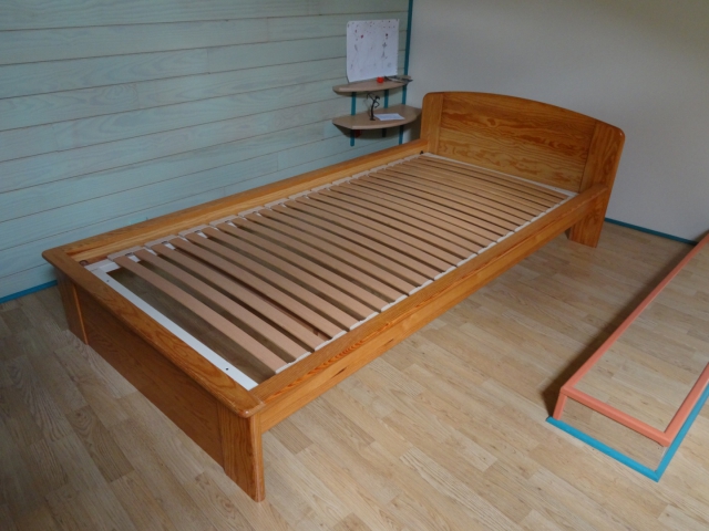 Lit 90x190 avec sommier à lattes acheter vendre