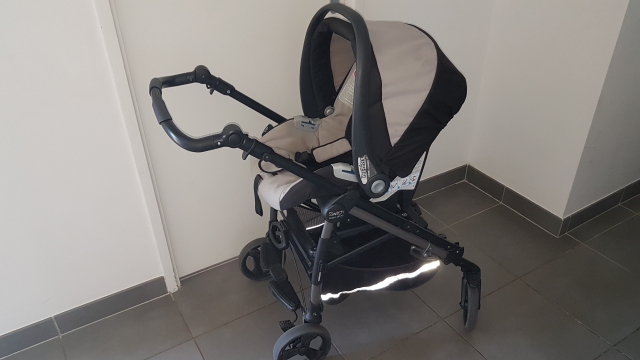 Vend ensemble poussette et cosy PEG PEREGO  acheter vendre