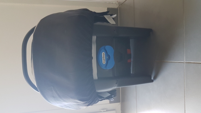 Vend ensemble poussette et cosy PEG PEREGO  acheter vendre