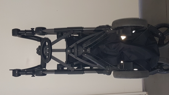 Vend ensemble poussette et cosy PEG PEREGO  acheter vendre