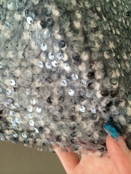 Jupe grise en sequins Guess taille L neuve acheter vendre