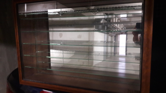 Meuble vitrine mural pour collection acheter vendre