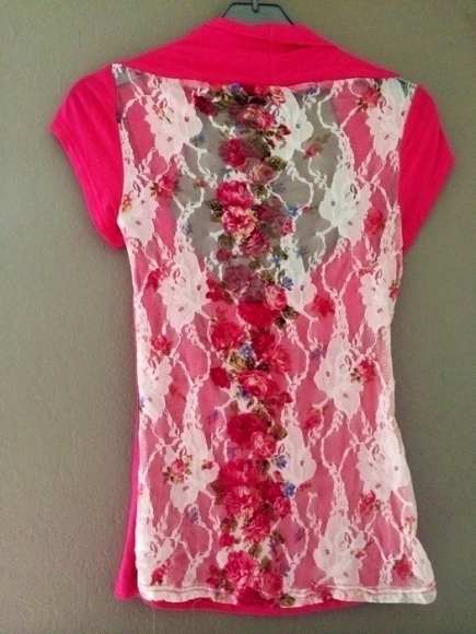 Tee-shirt rose avec dos dentelle taille unique acheter vendre