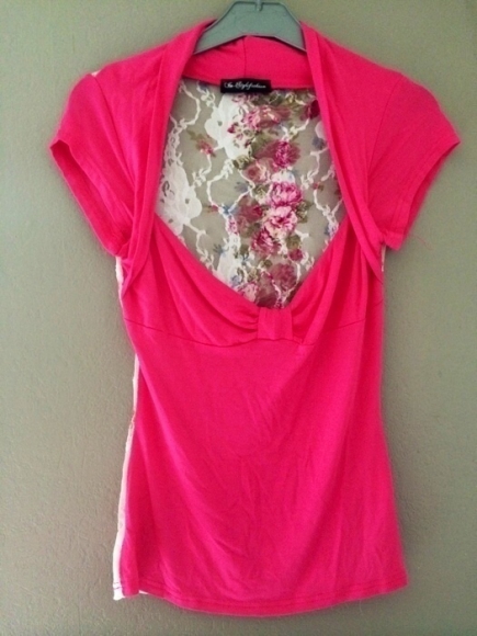 Tee-shirt rose avec dos dentelle taille unique acheter vendre