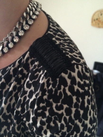 Tunique ou robe blanche et noire MORGAN taille S acheter vendre